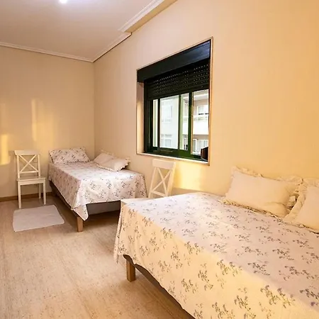 Apartamento Primera Linea De Playa Samil Βίγκο